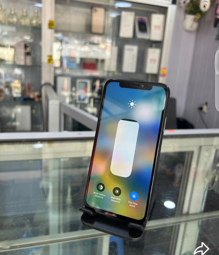 Smartphone X avec support