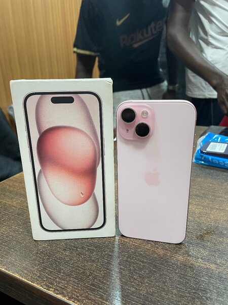 IPHONE 15 SIMPLE 128Go AVEC CARTON