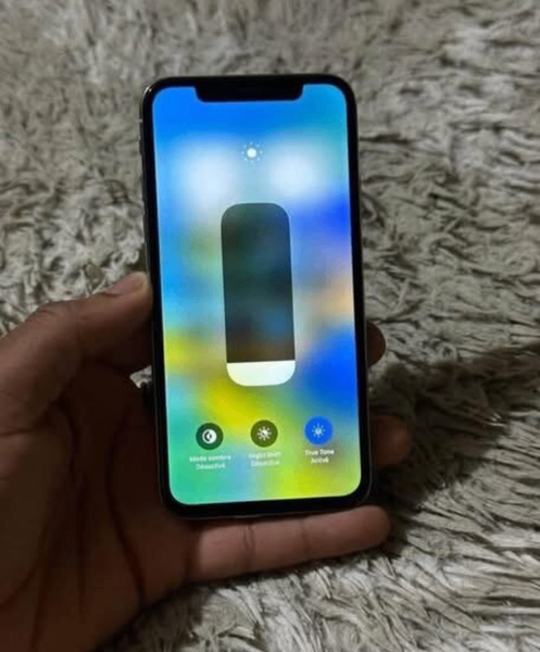iPhone X 64Go avec Écran Retina