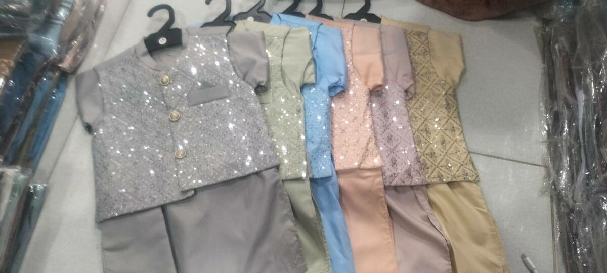 Shalwar kameez with vascoat