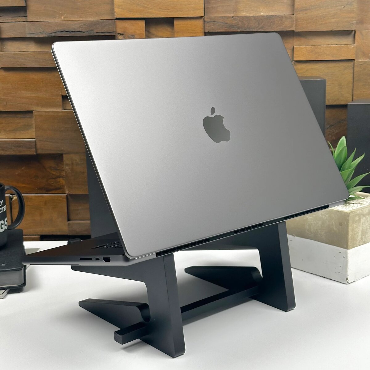 MACBOOK PRO 2023 - M4 MAX-  36GB RAM - 1TB SSD - 14 POUCES