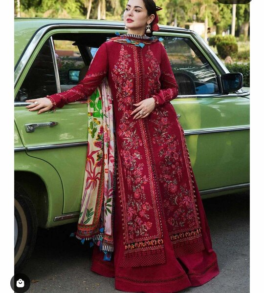 Hania amir famous designer Unstitched article on sale