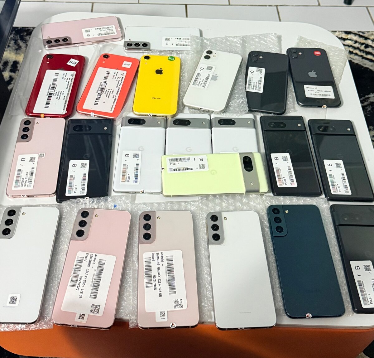 Samsung Galaxy S22 +