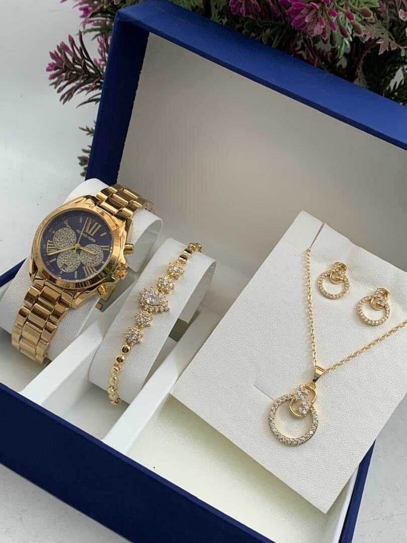 Ladies jewelry set