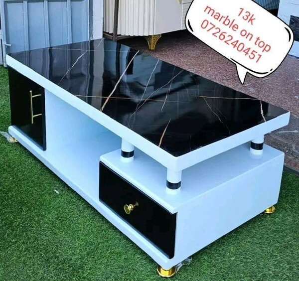 Table basse en marbre moderne