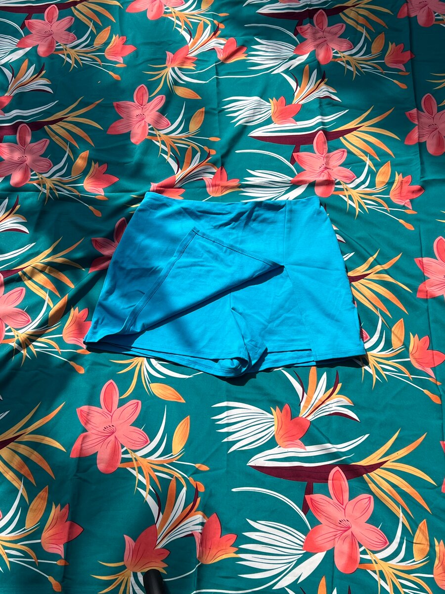 Mini-jupes élégantes pour femmes