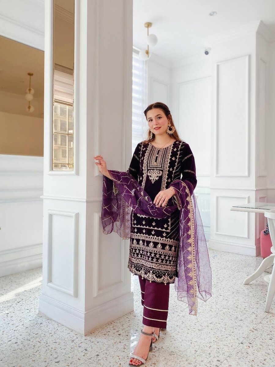 Party wear article size ,S,M,L dc free