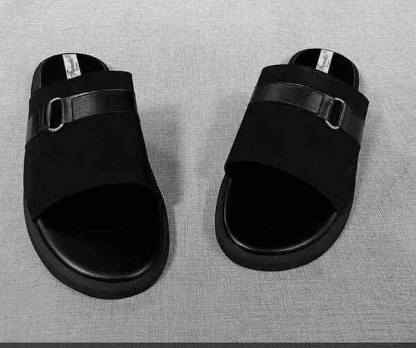 Sandale artisanale en cuir