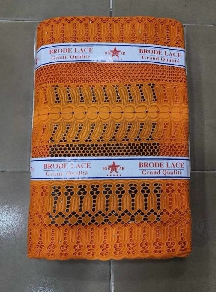 Dentelle Brodée Haute Qualité