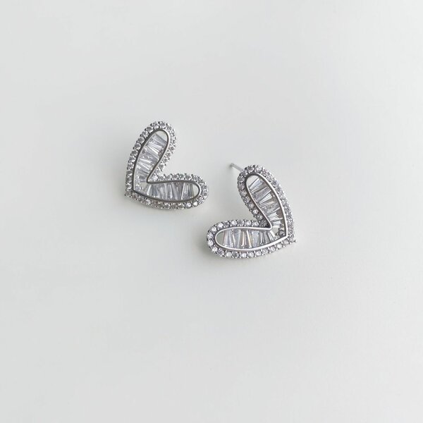 Heart Stud