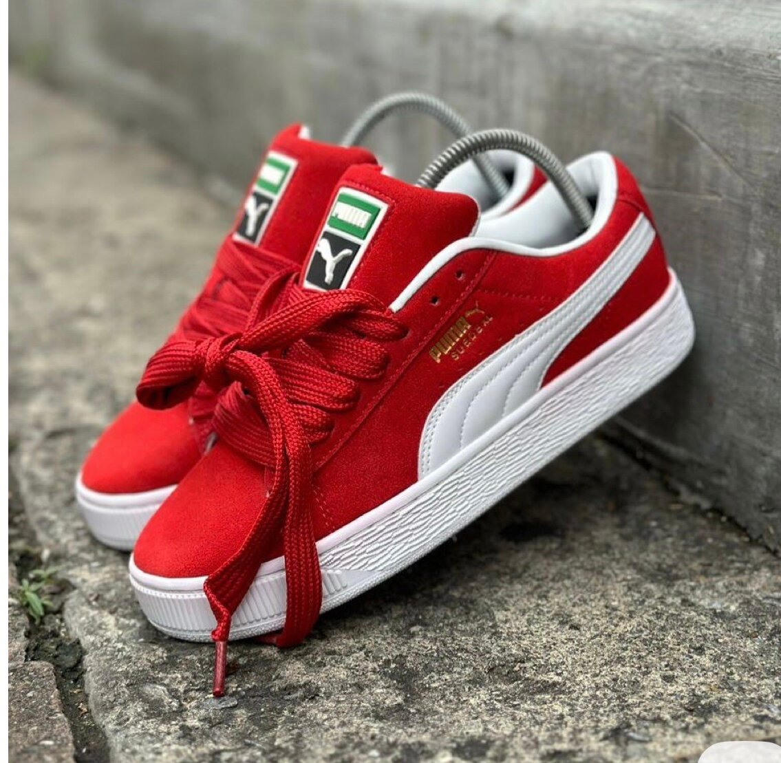 Baskets rouges Puma élégantes