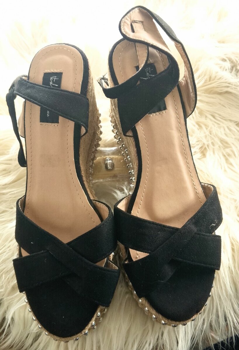 Chaussure compensée