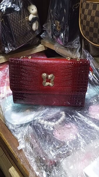 Sac à main élégant cuir