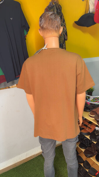 T-shirt marron unisexe