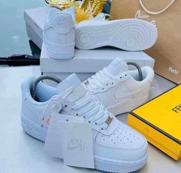 Nike AF1 sneakers