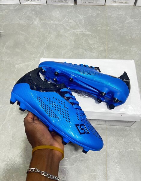 Chaussures de Foot Pro Bleues