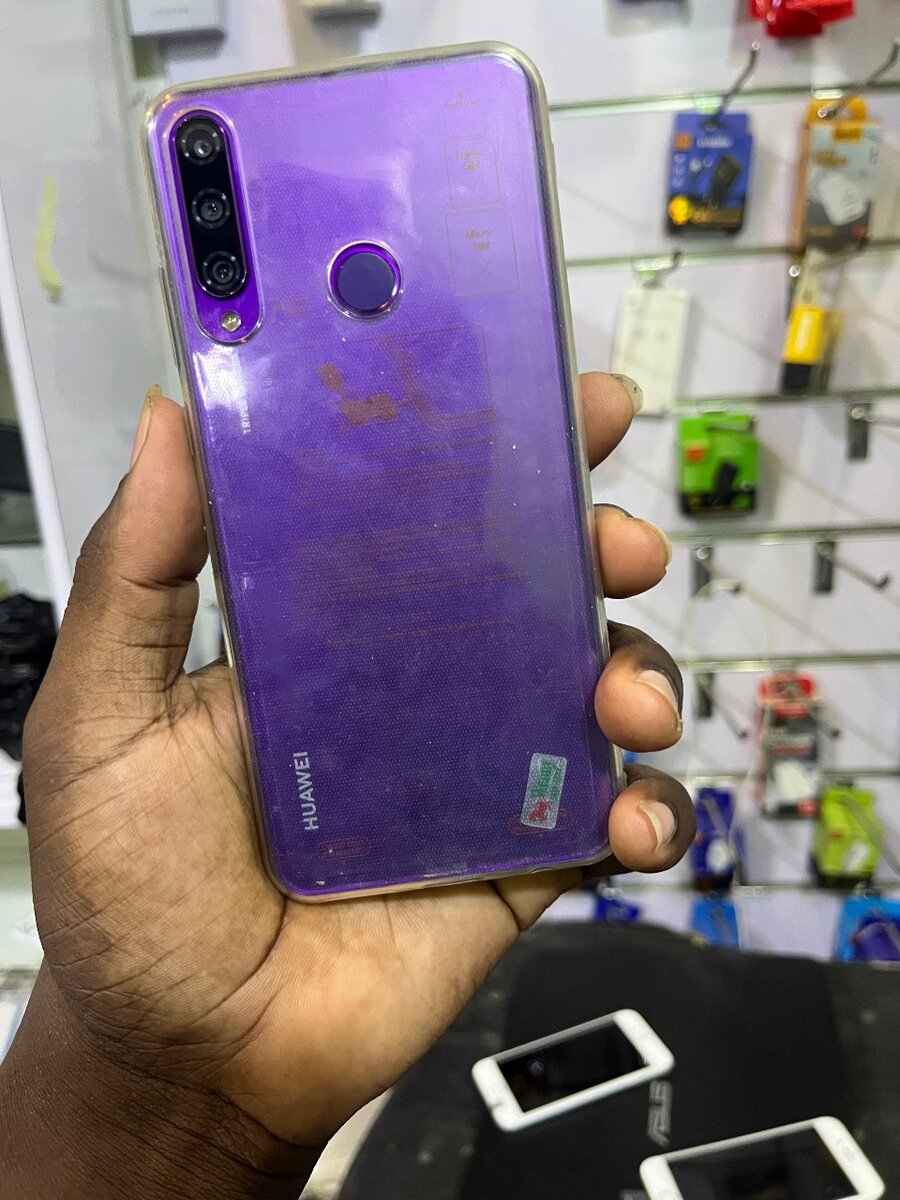 Huawei y6p 64 giga 4 giga ram