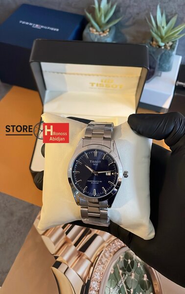 Montre élégante en acier Tissot