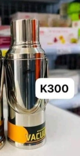 Vacuum thermos made of steel