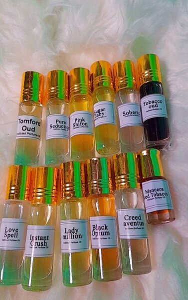 Perfume oil