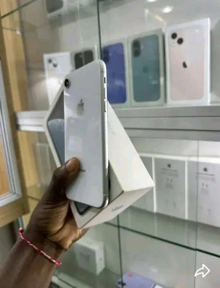 iPhone XR 64 Go - Neuf