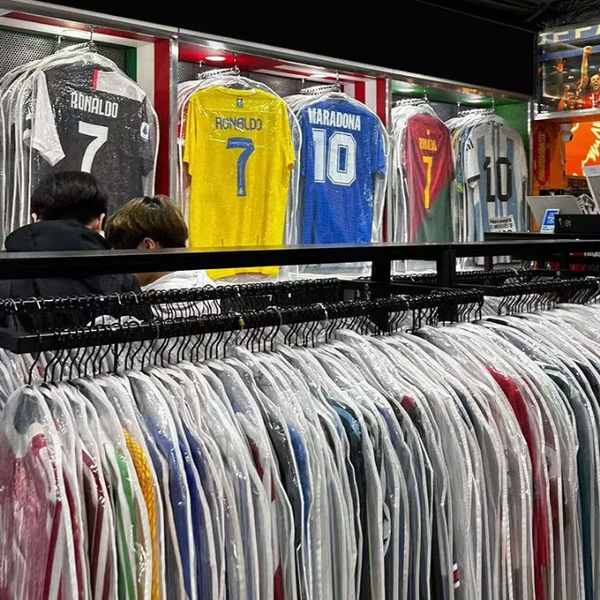 Jerseys de Football Authentiques