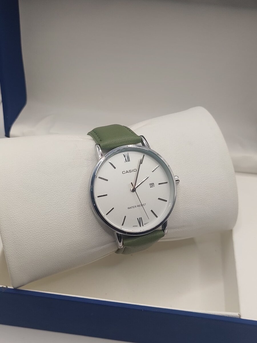Daniel Wellington Classic Watch