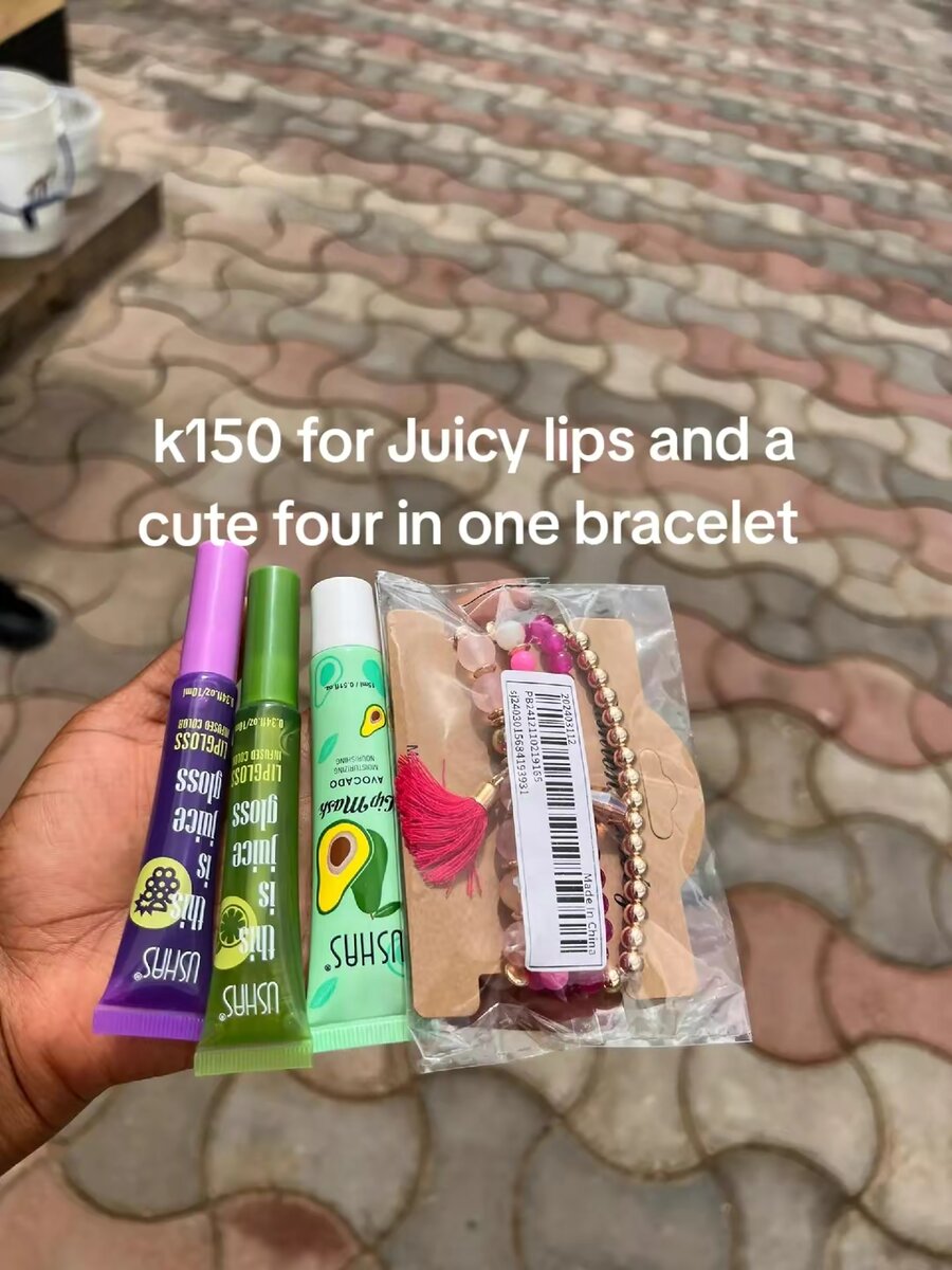 Cute accessories ️& gloss