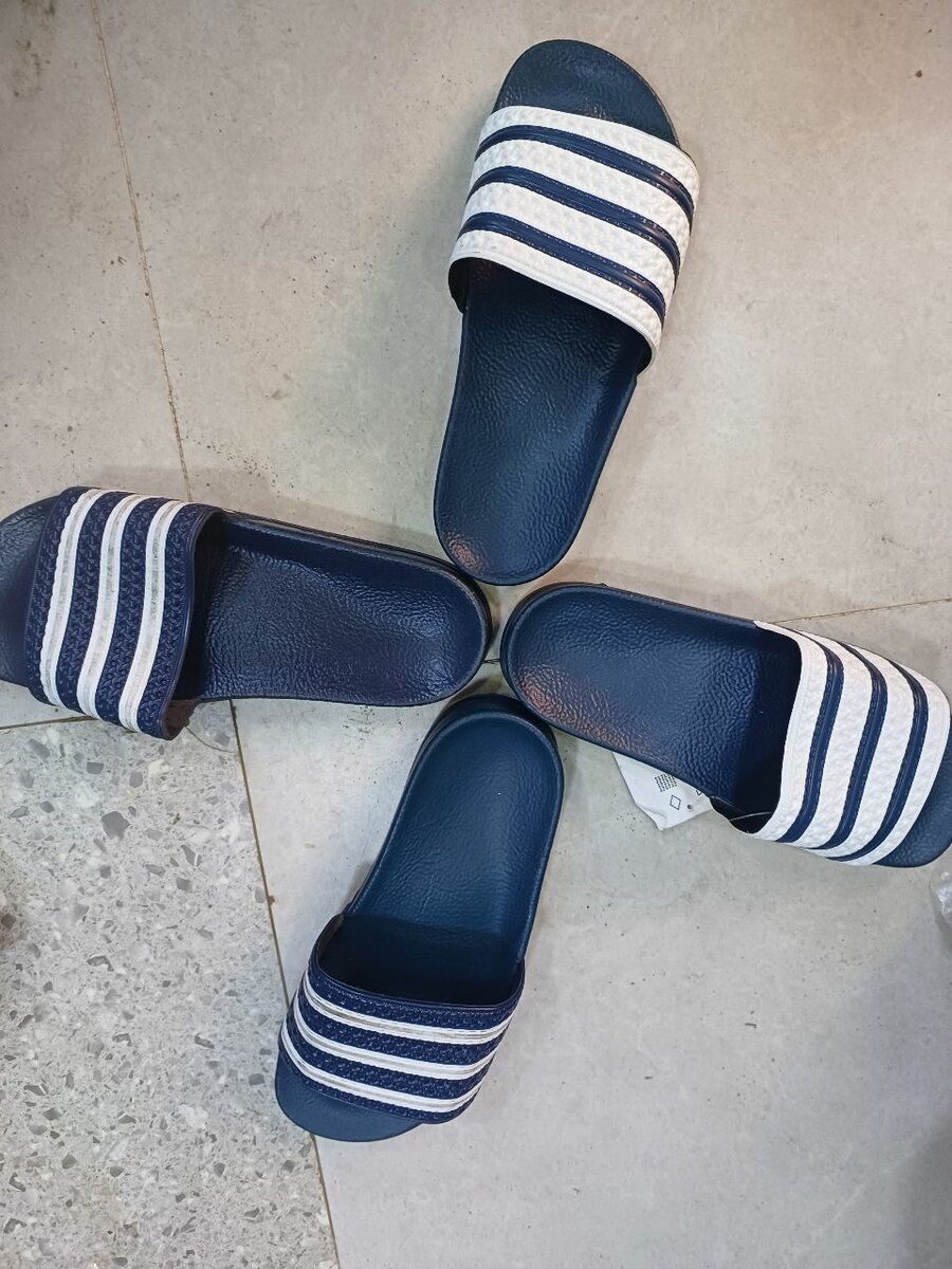 Tongs de style décontracté