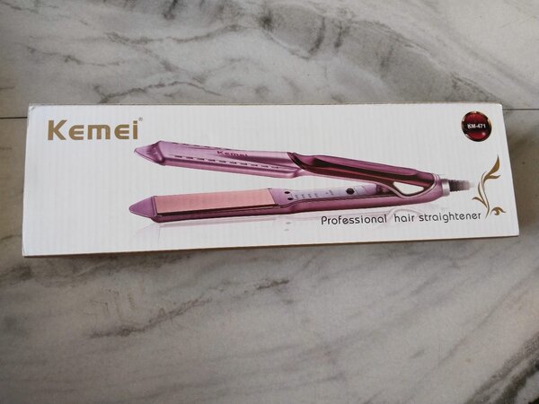 Kemei hair straightener