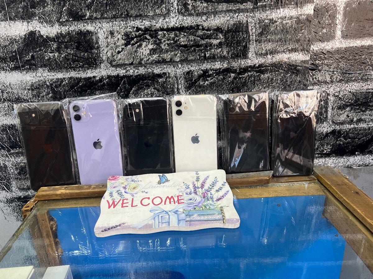 iPhone 11 64gb and 256gb