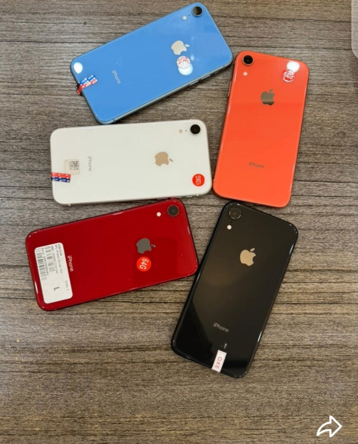 iPhone XR Débloqué Varié