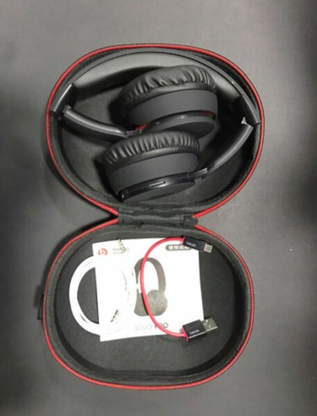 Solo Beats Pro Headset