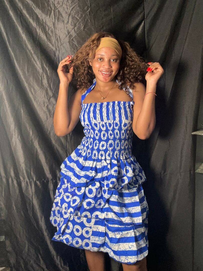 Robe dos-nu colorée femme