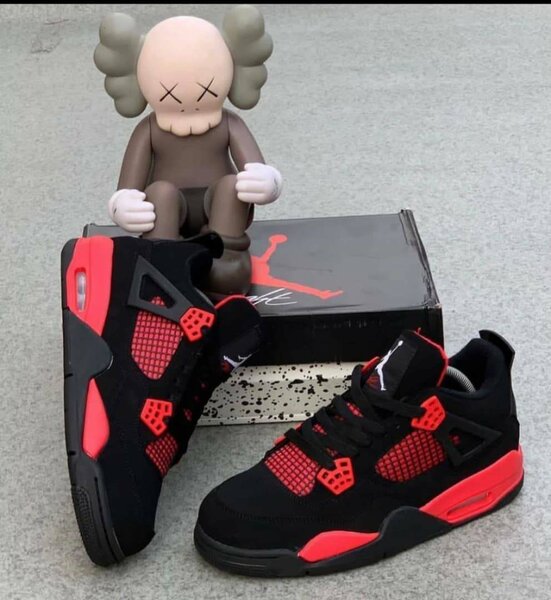 Jordan 4