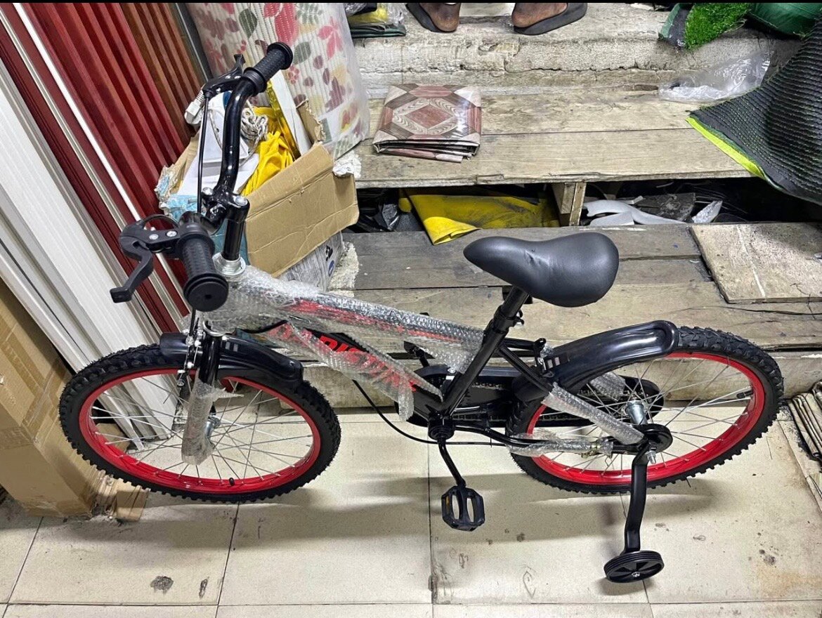 Vélo Enfant avec Roulettes