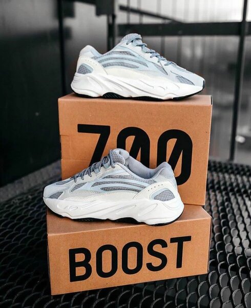 Yeezy 700