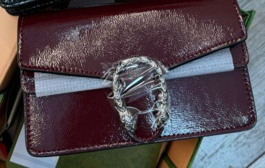 Стильная сумка из натуральной кожи