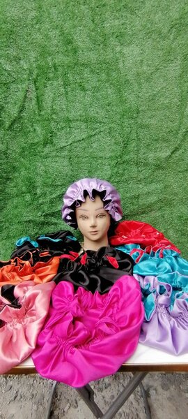 Lot de chouchous en satin colorés