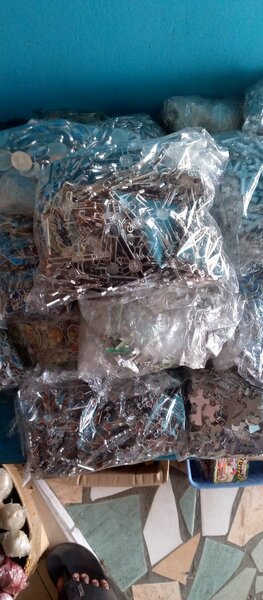 Médaillons religieux en vrac