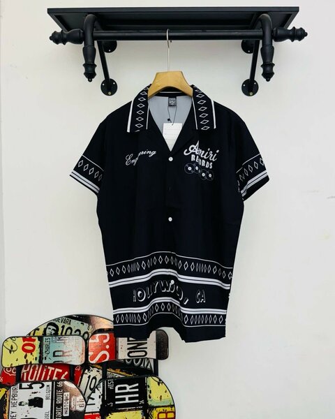 VARSITY T-SHIRT