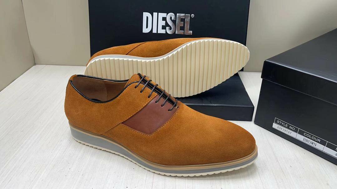 Paire DIESEL en daim