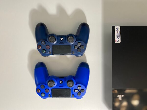 PS 4 