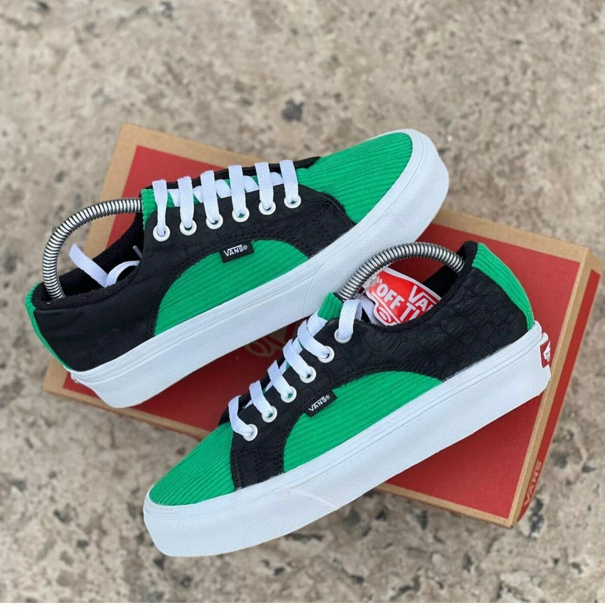 VANS 2 TONS EN DAIN ORIGINALE