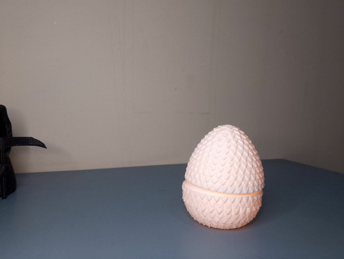 Dragon egg tea light