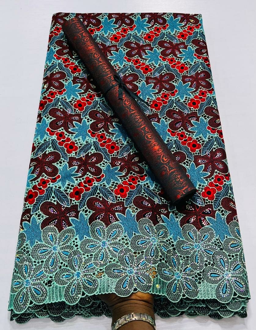 Tissu dentelle floral