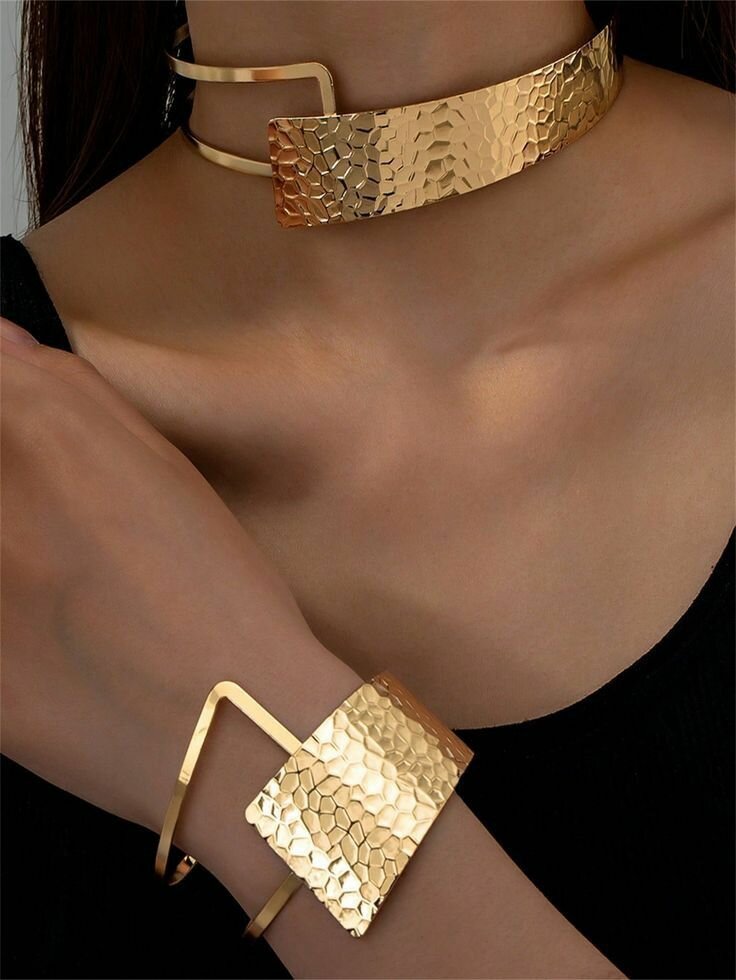 Set doré collier et bracelet