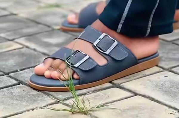 Sandales confort homme boucle