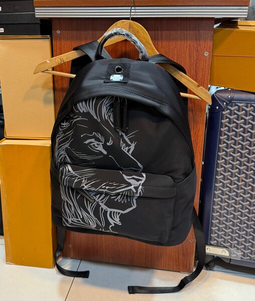 Sac à dos avec motif lion