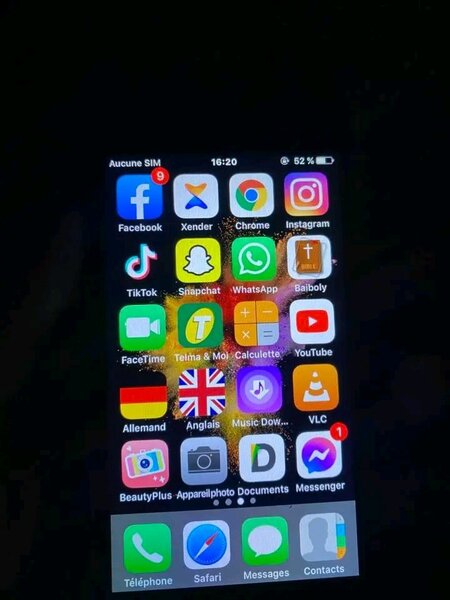 iPhone Bleu Compact